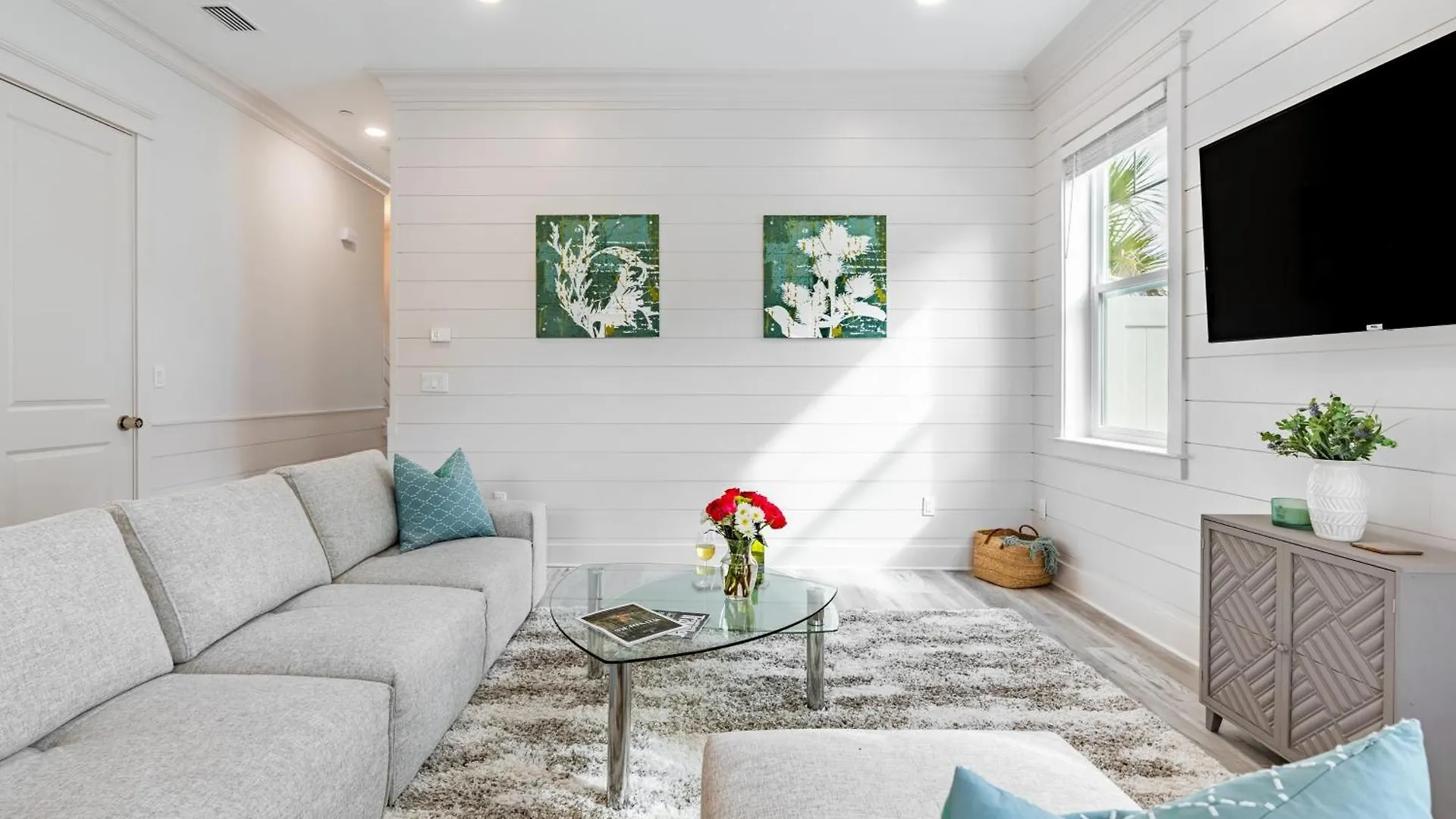 Modern 5Bdr W Private Pool 2 Min Walk To The Beach Montoute By Avantstay Panama City Beach Holiday home
